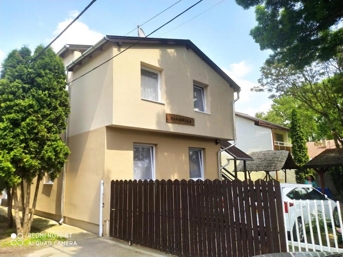 Marabella Apartmanok Hajdúszoboszló Exterior foto